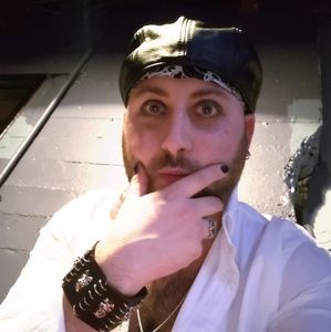 Meet your Posher, Evan